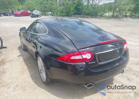 2012 Jaguar Xk z USA, uszkodzony, nr VIN SAJWA4FB8CLB47049